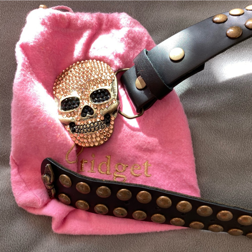 Vintage Bridget Shuster black leather Skull Buckle Belt - Picture 4 of 6